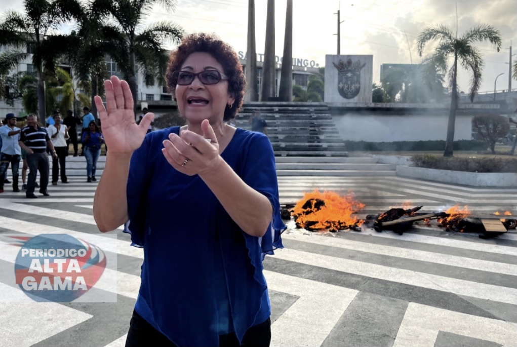 Queman “Judas de la Corrupción” en apoyo operaciones del Ministerio Público