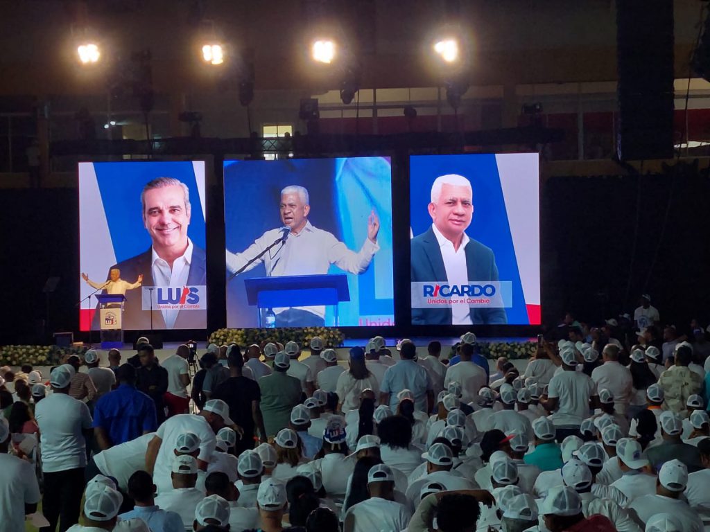 VIDEO: Lanzan movimiento de apoyo a la reelección "Camioneros con Luis"