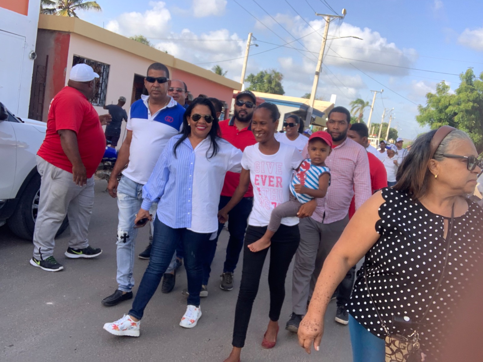 Taty Matos lanza su precandidatura Senadora por la Provincia Pedernales
