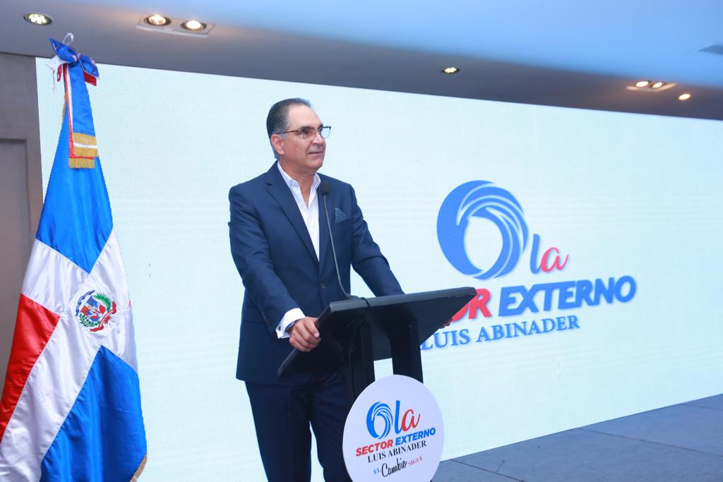 LUIS ABINADER ,POLÍTICA, SECTOR EXTERNO