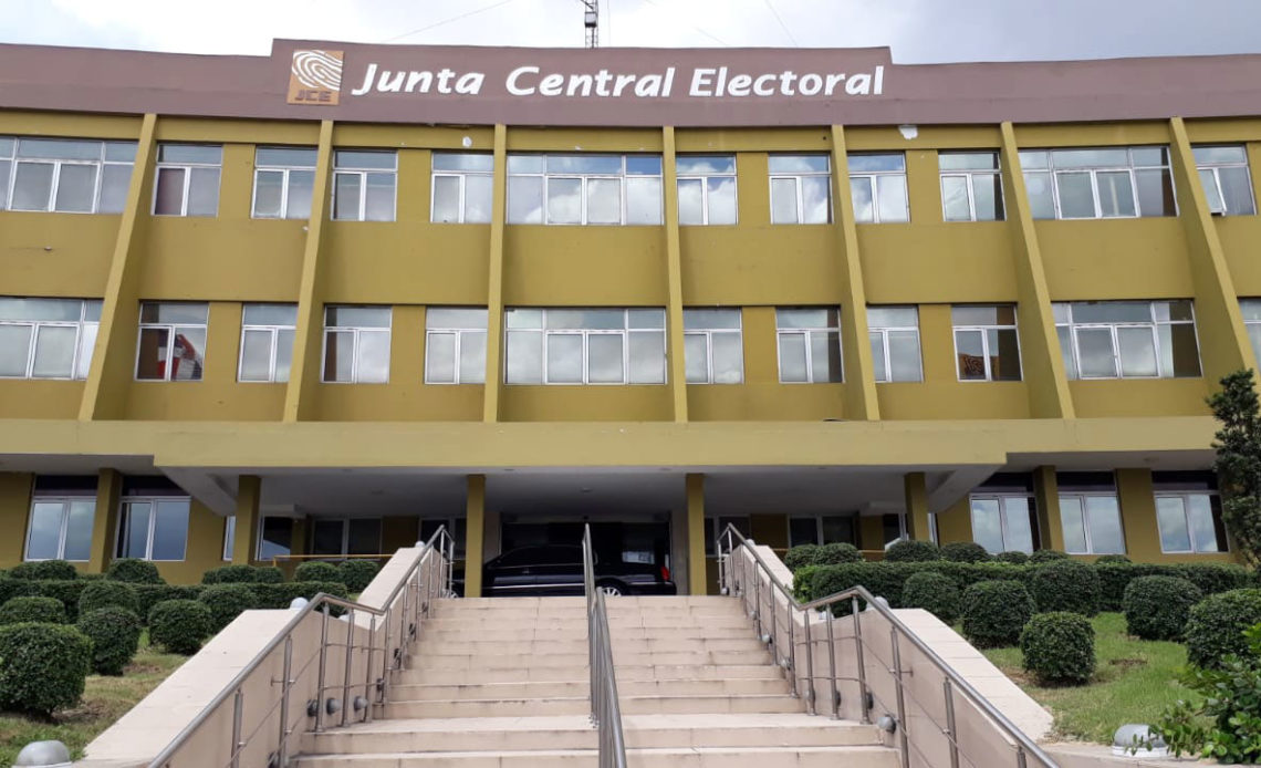 JCE hace definitivo borrador de reservas de candidaturas