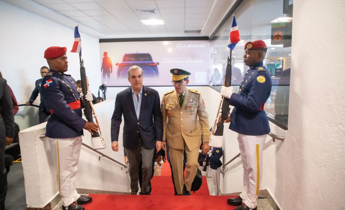 Presidente Abinader sale hacia Guyana para fortalecer relaciones diplomáticas