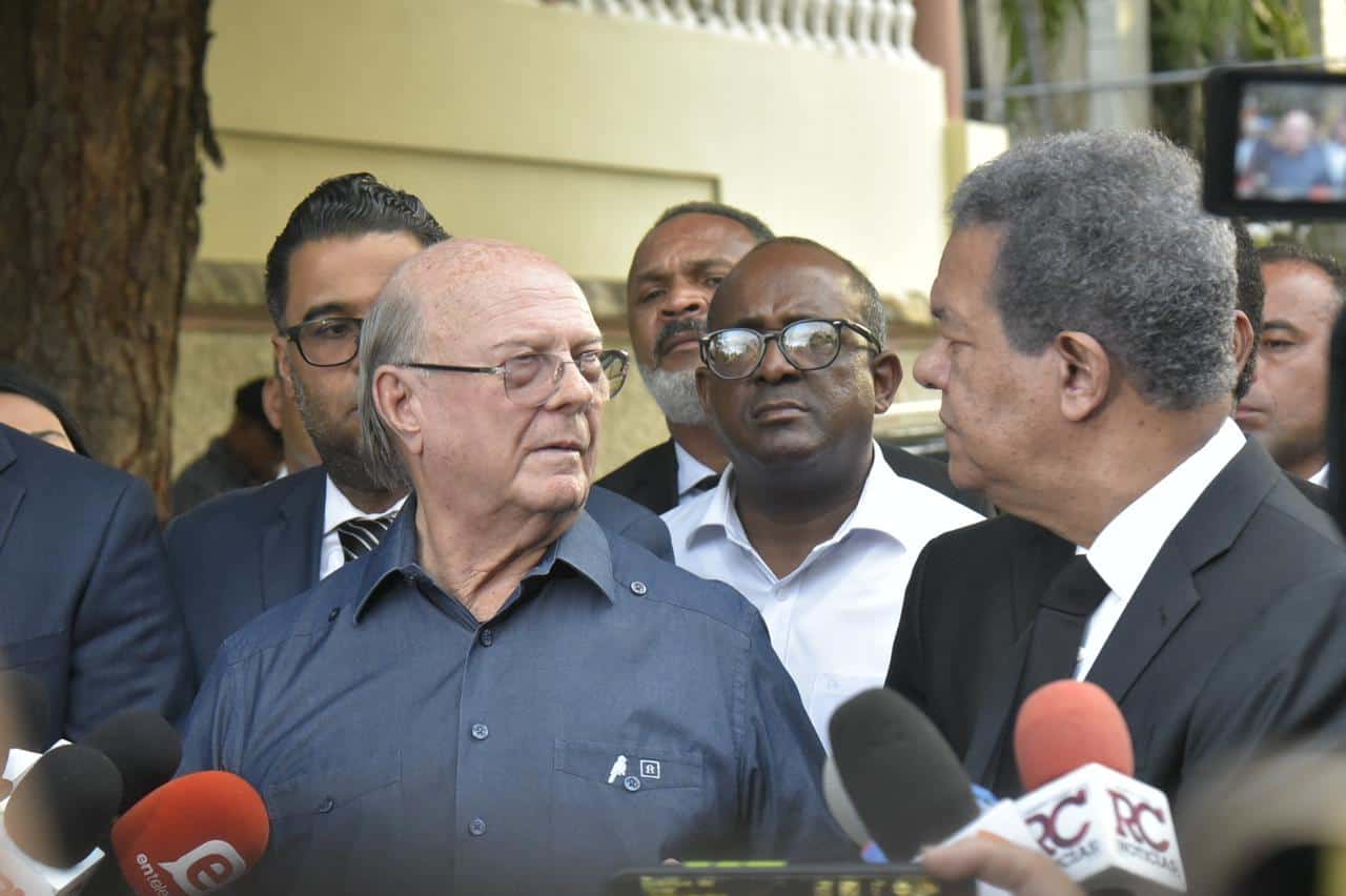 Hipólito Mejía califica a Leonel Fernández como “el mago de la simulación”