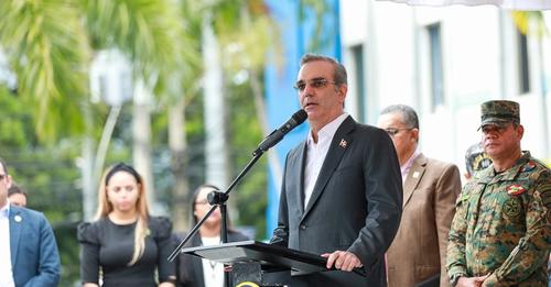Presidente Luis Abinader retoma su agenda tras superar el coronavirus