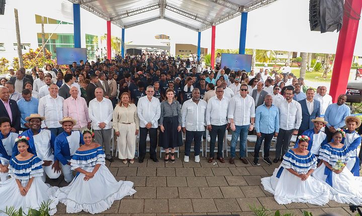Vicepresidenta Raquel Peña inaugura centro número 117 del programa “Oportunidad 14-24” en San Luis