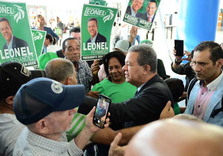 Leonel Fernández llega a New York para participar de múltiples actividades