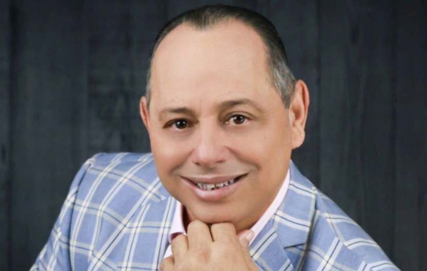 Julio Romero asegura 15 encuestas lo dan favorito para ganar la alcaldía de SDE
