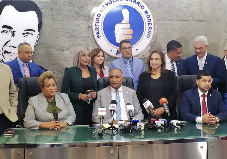Diputados del PRM llaman al PLD y FP apoyar juicio político contra miembros de la Cámara de Cuentas