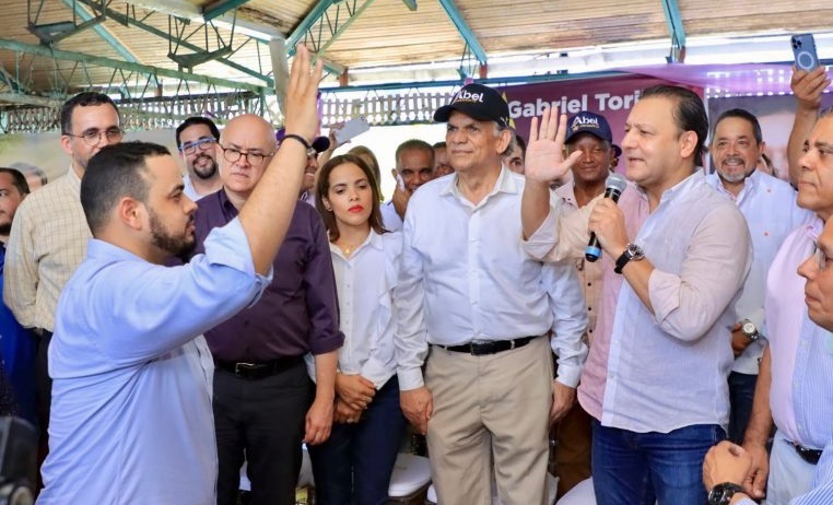Abel Martínez proclamará candidatos en Santiago, Puerto Plata y María Trinidad Sánchez