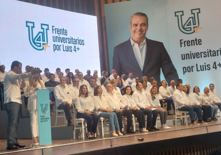 Académicos y universitarios piden al presidente que siga 4 años más