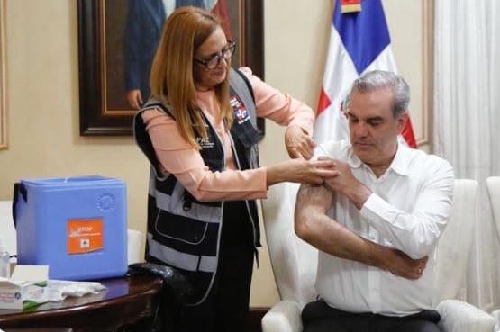 Como si fuera un proceso gripal Síntomas de Covid de Abinader, asegura ministro de Salud