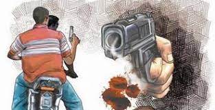 Individuo en una motocicleta mata a un hombre en Santiago