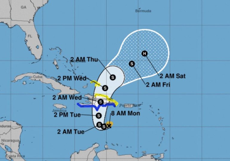 COE eleva a 32 las provincias en alerta tras el paso de la tormenta tropical Franklin