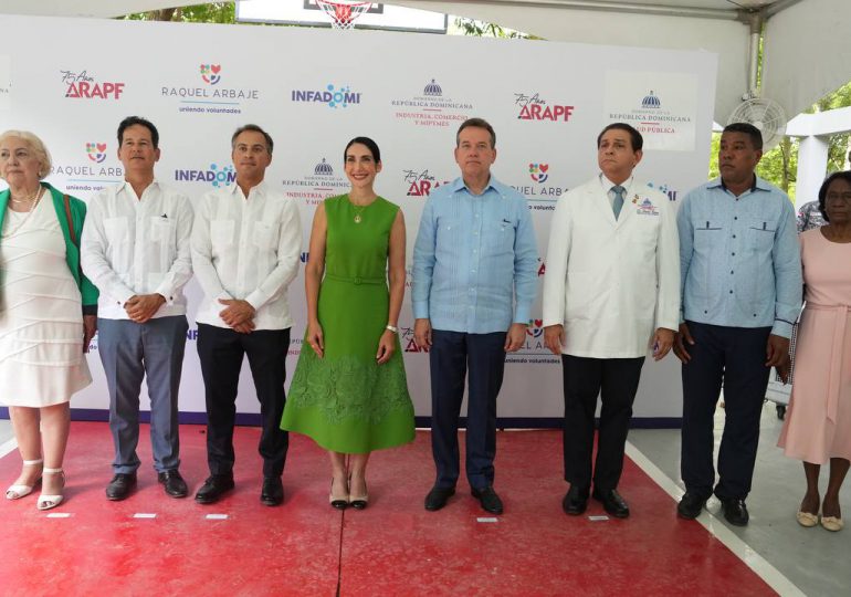 Raquel Arbaje, MICM, Infadomi y Arapf entregan remozado parque en Pedro Brand a un costo de RD$7 millones