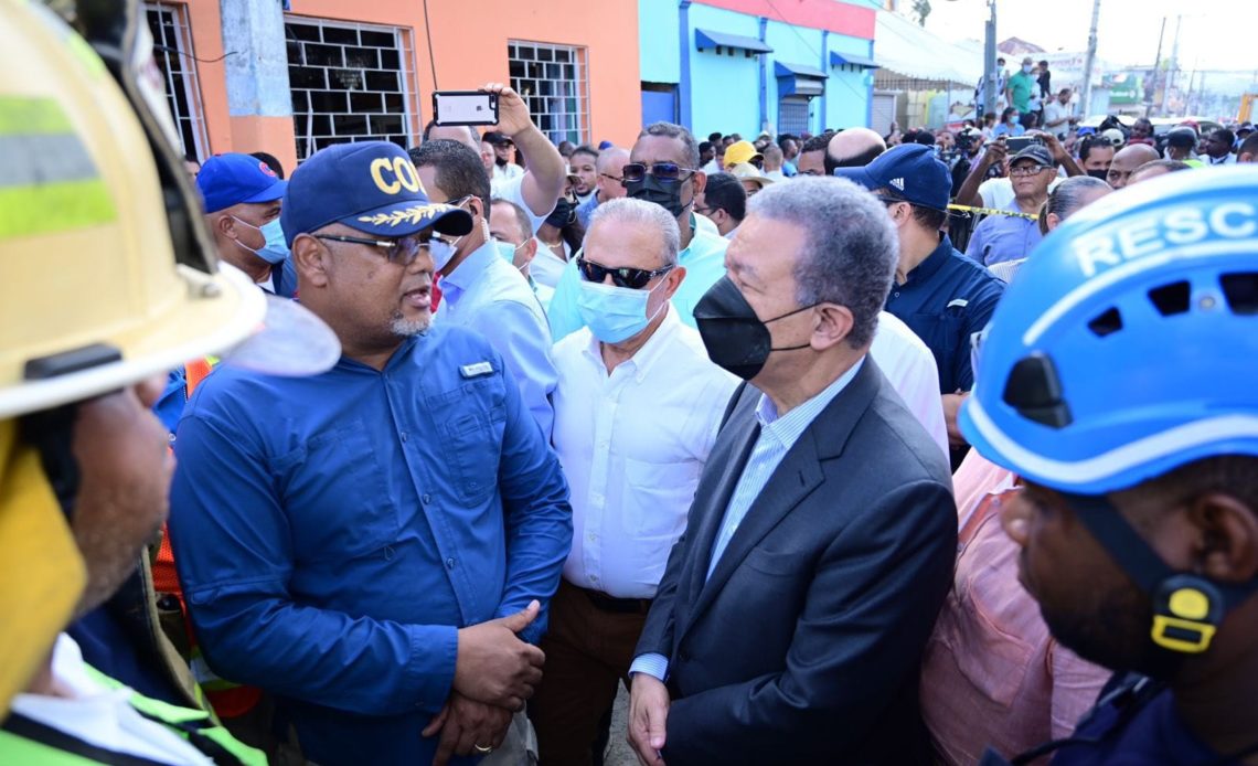 Leonel Fernández suspende actividades proselitistas en solidaridad con víctimas de San Cristóbal