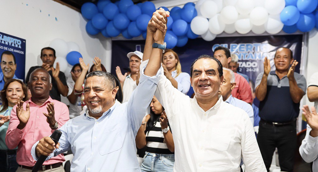 "Rafelin Castillo proclama a Gilberto Santana como candidato a diputado en la circunscripción #2 SDE"