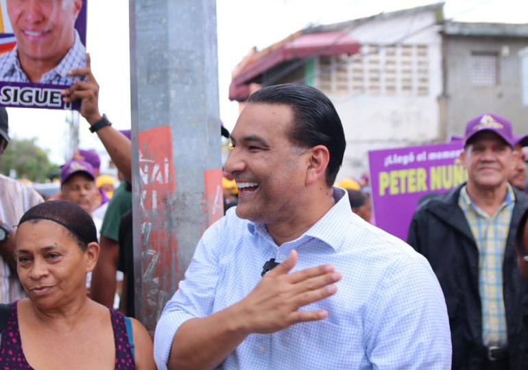 Luis Alberto Inaugura Local de Campaña en El Tamarindo y recibe apoyo de la comunidad