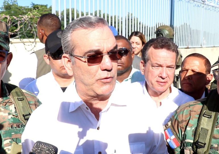 Luis Abinader visita canal La Vigía; anuncia obra permitirá flexibilizar medidas en la frontera