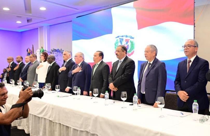 Alianza Rescate RD logra acuerdos en 145 alcaldías y 215 distritos municipales EL PAÍS