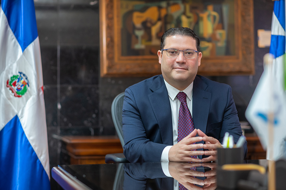 Eduardo Sanz Lovatón destaca certificaciones OEA continúa en crecimiento
