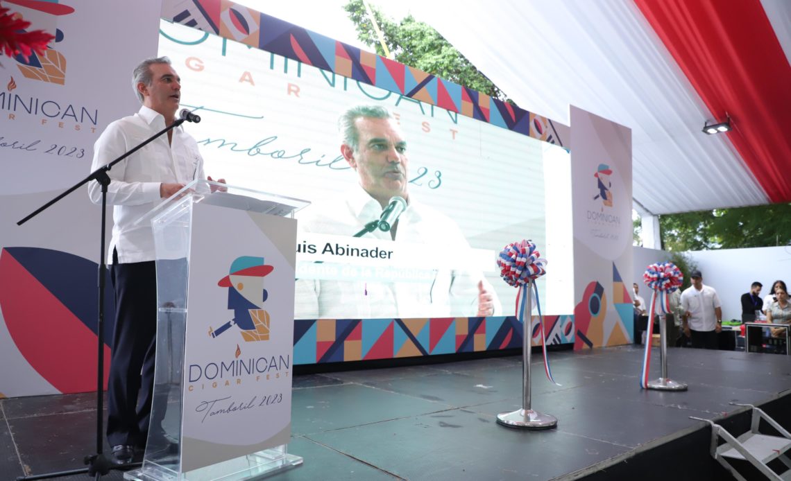 Abinader: ”La empresa del tabaco ha sido clave para desarrollo de la Zona Norte”