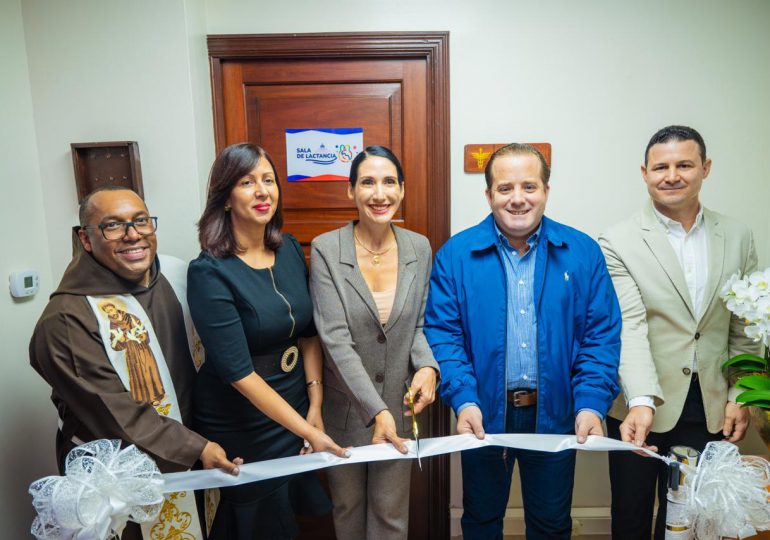 Inauguran sala de lactancia en el Palacio Nacional