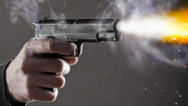 PN mata a uno de tres que atracaban a viajeros a la salida del AILA