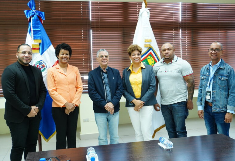Ayuntamiento SDE y Cana Films anuncian creación de estudio-escuela de cine