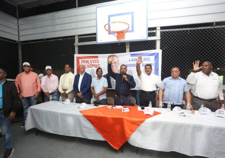 Juramentan coordinadores del movimiento Nuevos Tiempos en Santo Domingo Este