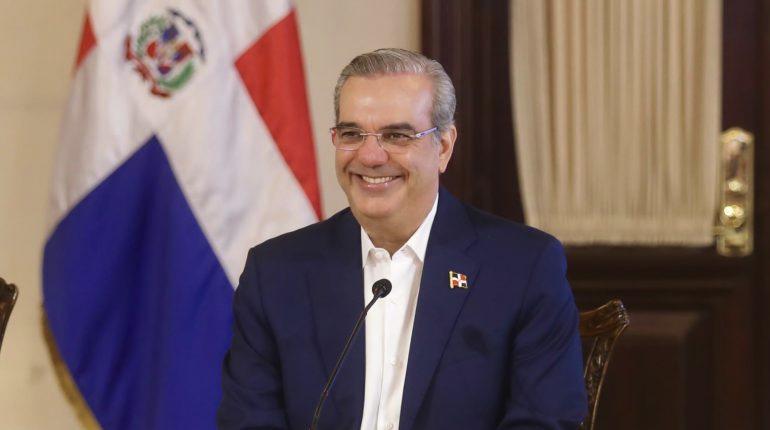 Abinader recorrerá desde este miércoles el sur del país; recibirá primer crucero en Cabo Rojo