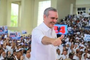 Presidente Abinader dirigirá mensaje de cierre de campaña a las 10:00 de la noche de este jueves