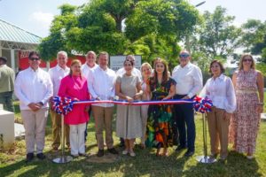 Raquel Arbaje, MICM, PEPSICO y ADOCEM inauguran remodelación del Club Público Juan Rodríguez, en La Vega
