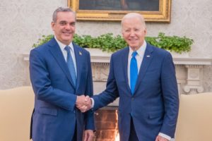 Joe Biden insta al presidente Abinader a profundizar relación bilateral entre RD y EE.UU.