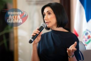 "La primera dama reacciona ante críticas por cambios en el CAID: '¿Creen que yo manejo el país?'"