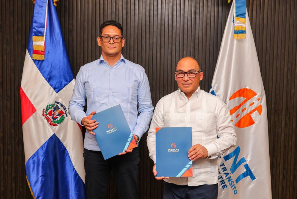 Firman acuerdo para implementación de Motoben en paradas de motores