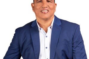 Miembro del Comité Central y ex aspirante a diputado renuncia al PLD; denuncia fraude en su contra