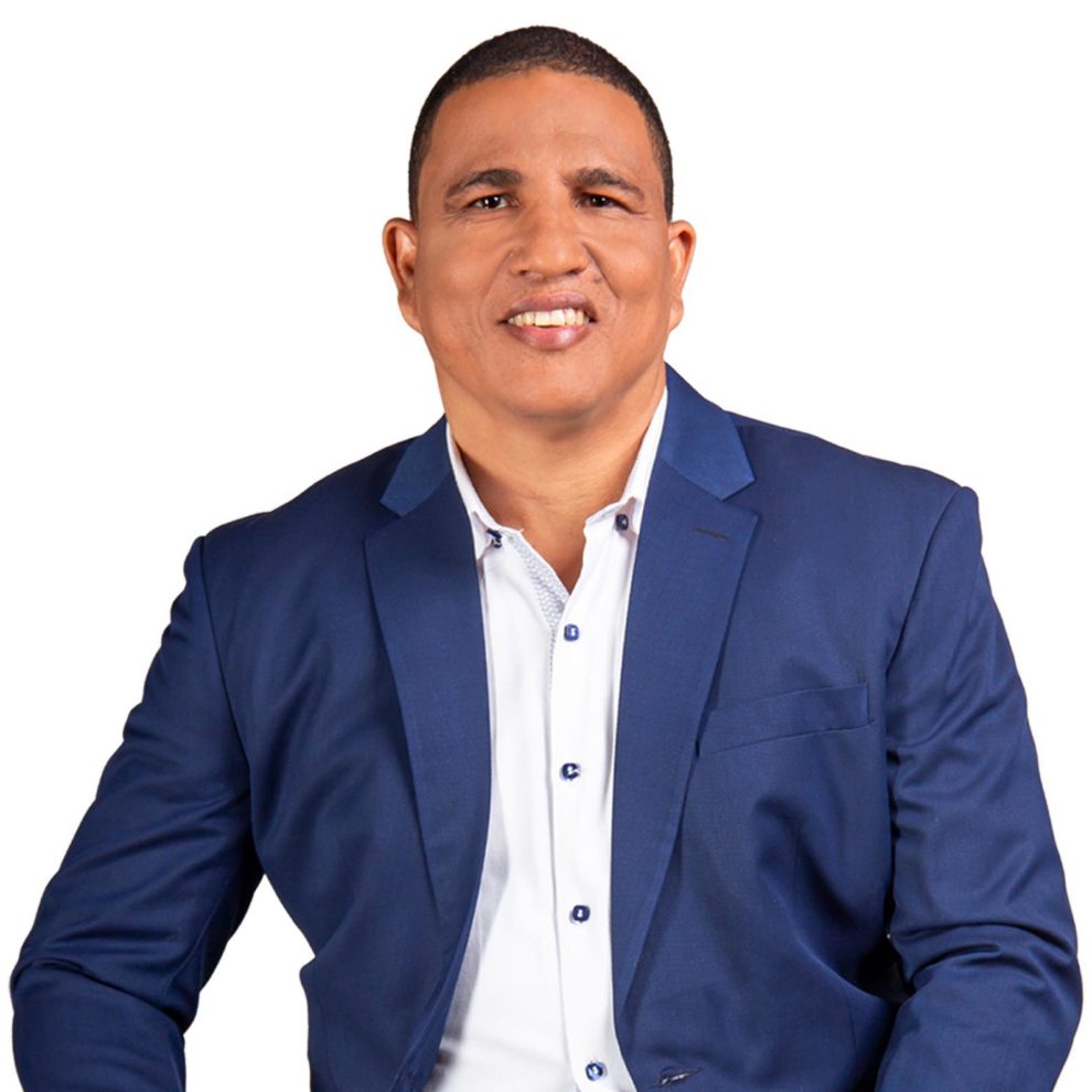 Miembro del Comité Central y ex aspirante a diputado renuncia al PLD; denuncia fraude en su contra