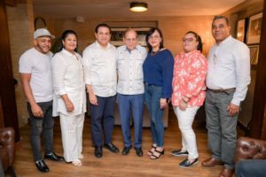 Renuncian dirigentes de la Fuerza del Pueblo y el PLD y pasan a apoyar a Luis Abinader y a Daniel Rivera