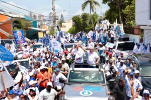 Abinader y candidatos del PRM reciben apoyo masivo en cierre de campaña en 31 provincias y la Capital
