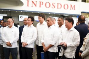 Director de la Unión Postal Universal visita el INPOSDOM