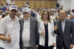 VIDEO: "Candidato a diputado, Lebron, es proclamado en la casa nacional del PRM por MOSALPA".