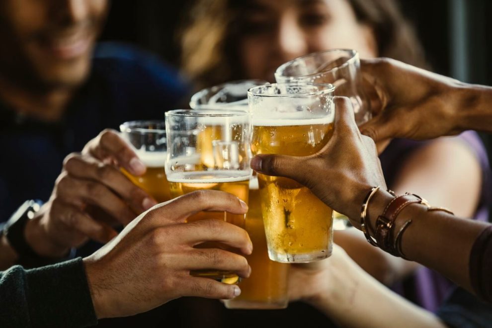 Hoy es el último día para comprar bebidas alcohólicas previo a las elecciones del 19 de mayo