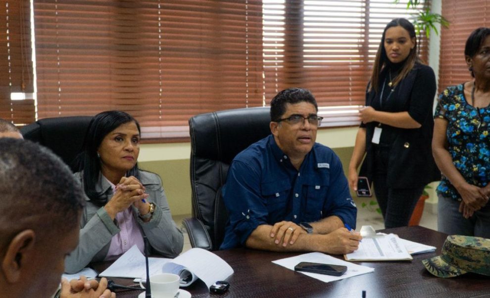 Alcaldía de SDE se mantiene en sesión permanente ante vaguada