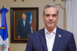 El presidente Abinader ordena medidas “significativas” para fortalecer la carrera diplomática