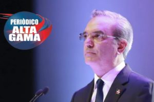"El presidente Luis Abinader es el dueño absoluto del escenario político en los próximos 4 años," "la oposición política está desfasada"