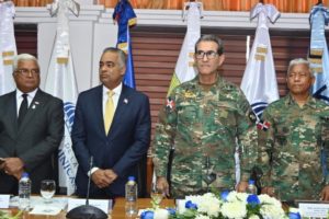 CEA dona terrenos para construir 12,000 viviendas para militares