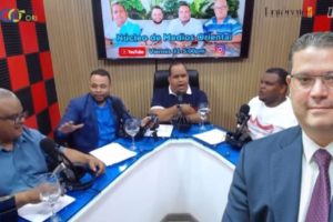 Miembros de núcleo de medios Oriental (NUDEMO) afirman que el director general de Aduanas, Eduardo Sanz Lovatón (Yayo), encabeza la lista de los mejores funcionarios que tiene el gobierno de República Dominicana.