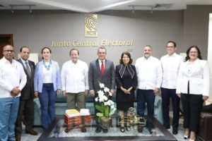 El PRM visita a la Junta Central para expresar que todo salió bien en las elecciones