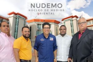 Alcalde de Santo Domingo Este, Dío Astacio, recibe a Núcleo de Medios Oriental (NUDEMO)