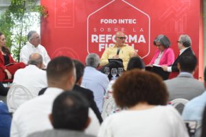 Ministro de Economía afirma reforma fiscal sostendrá crecimiento económico en RD